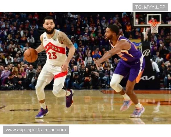 布里奇斯强势冲击砍下关键分,夏洛特反超