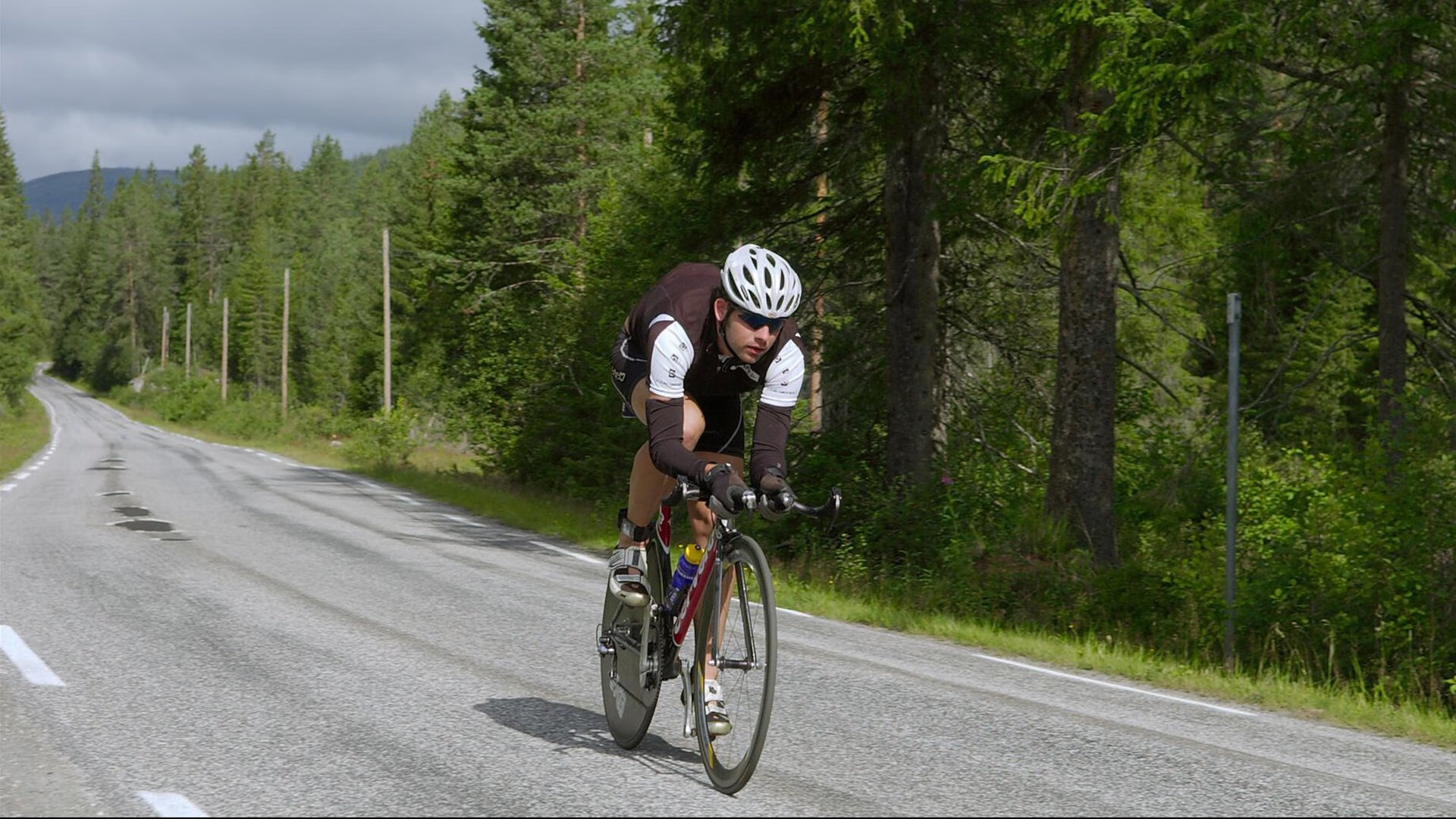 极限攀岩挑战 勇者的竞技场，极限攀岩纪录片男主角